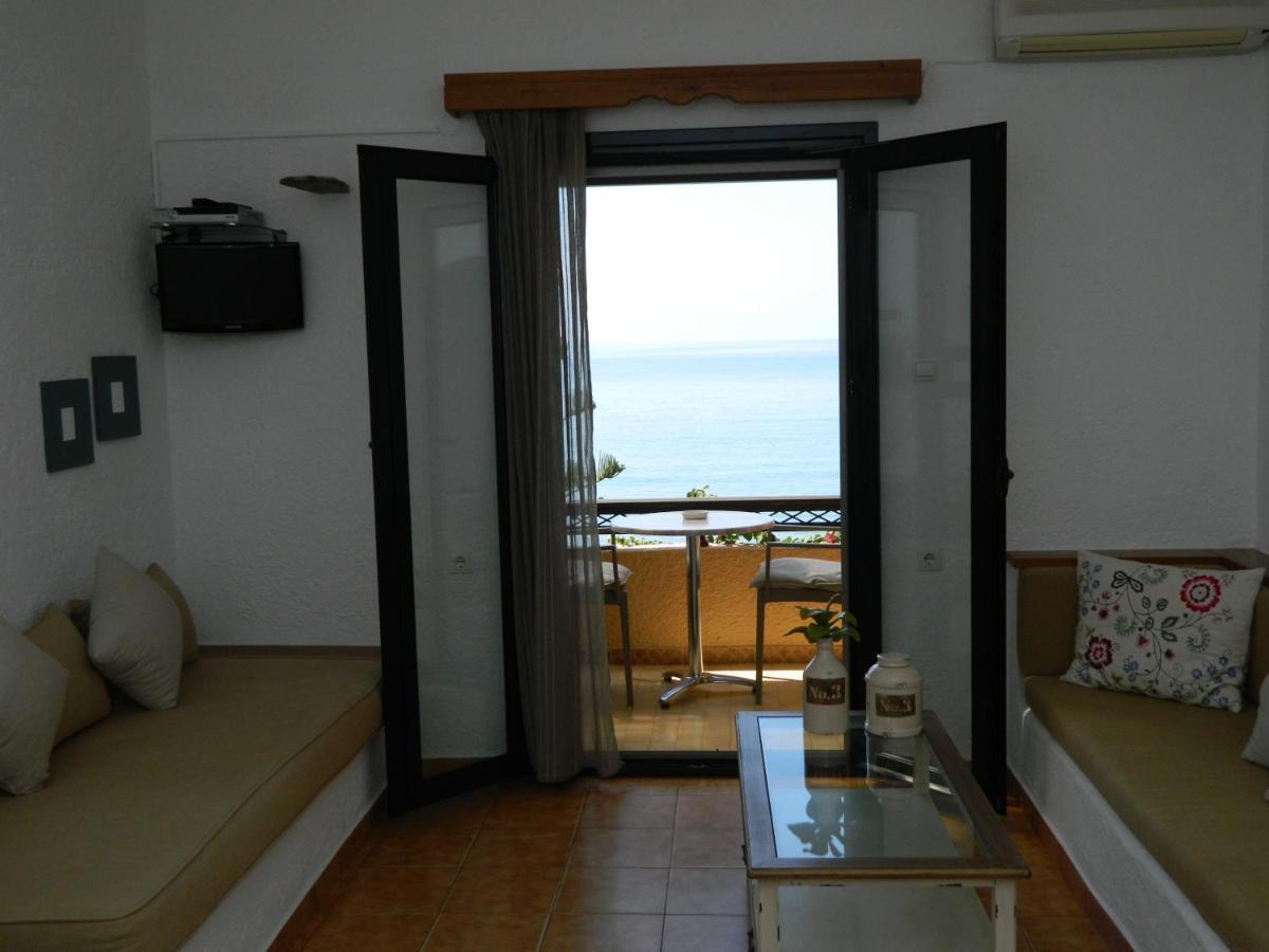Villa Plori Makrýgialos Zimmer foto
