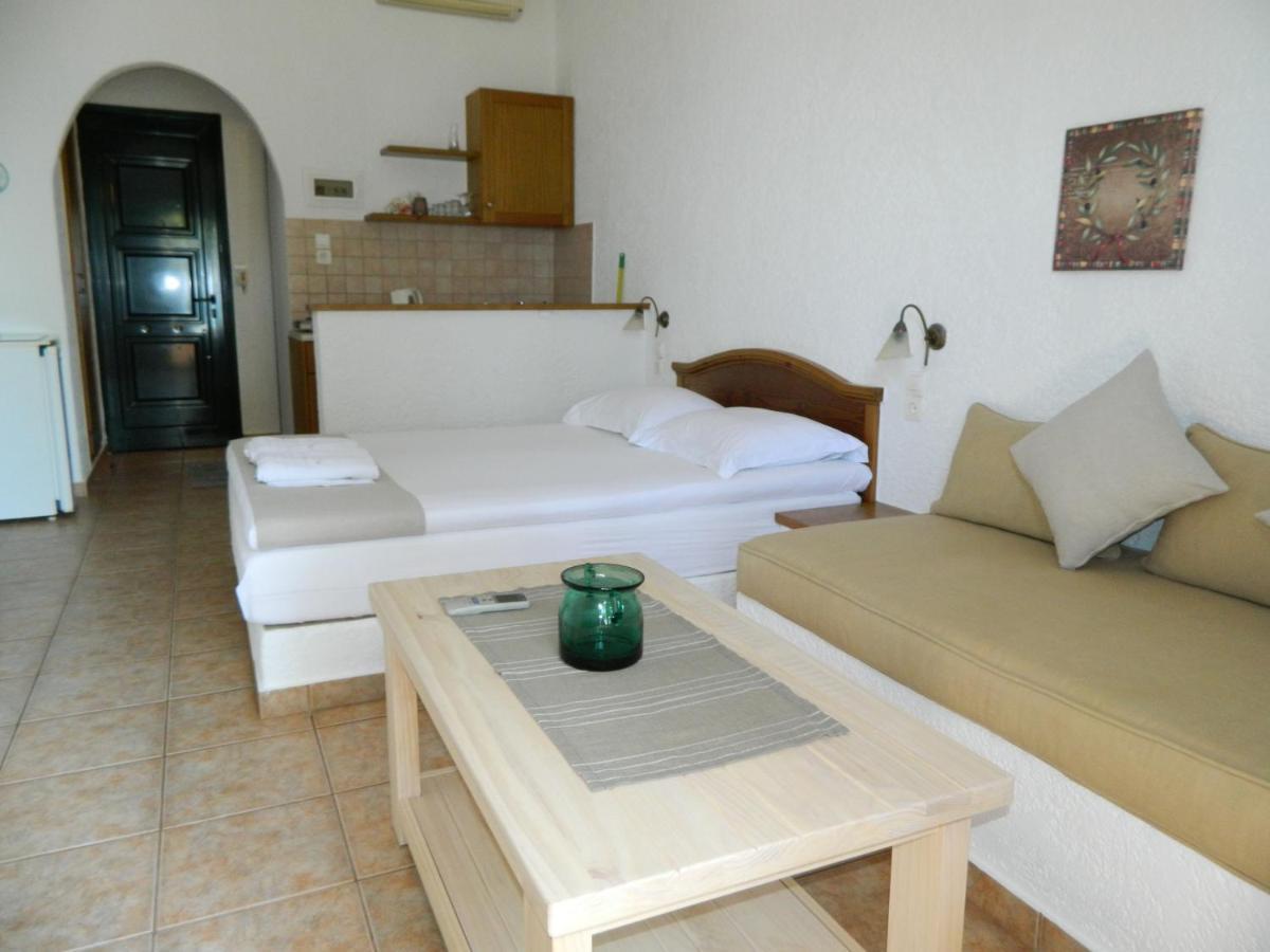 Villa Plori Makrýgialos Zimmer foto